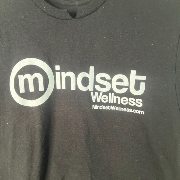 Mindset Wellness Cut Crop Tee – Black (NWT) - Picture 4 of 5